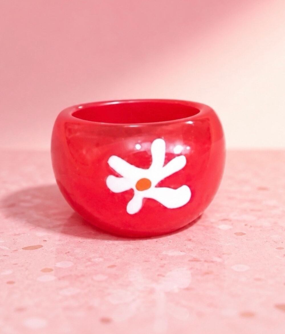 The Poppy Daisy Dome Ring